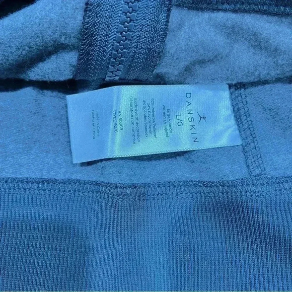 Danskin zip front hooded tie dye grays jacket, extra warm neck layer, thumbholes - Picture 12 of 12